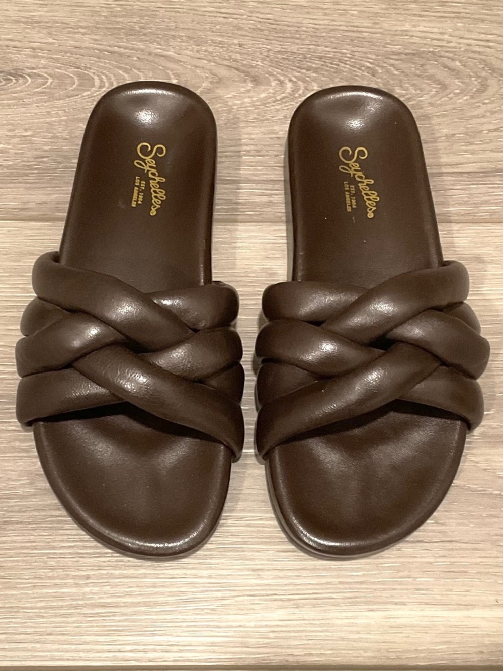 SEYCHELLES Low Key Glow Up Slide Sandals in Dark Brown Size 7 NEW